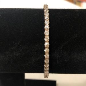 14K white gold and diamond tennis bracelet